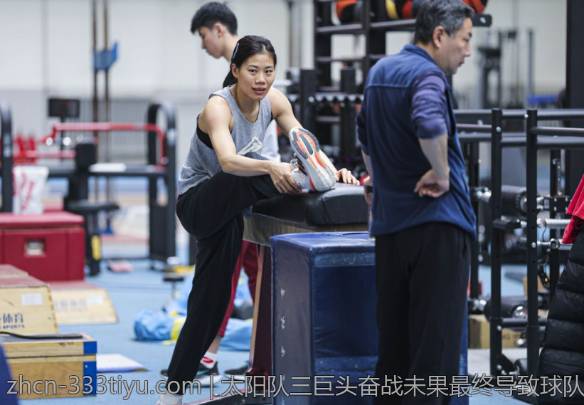太阳队三巨头奋战未果最终导致球队结构全面解体